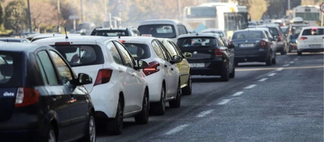 Αυξημένη η κίνηση στους δρόμους της Αττικής - Πού έχει μποτιλιάρισμα